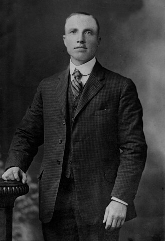 Angus Allan Macdonald